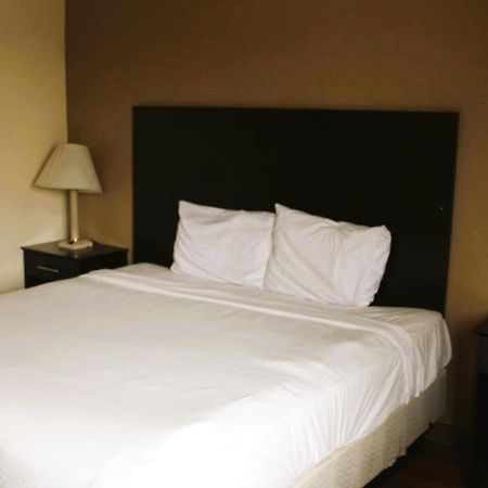 Oyo Hotel Tulsa Ok, I-44 Esterno foto