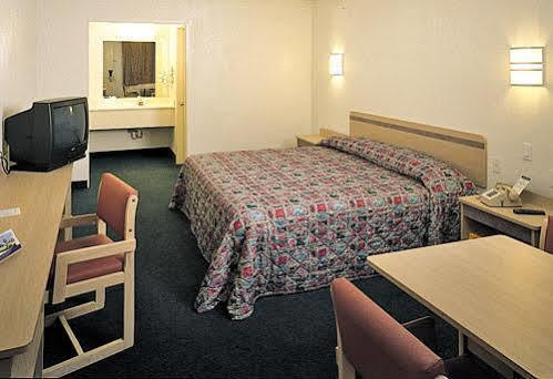 Oyo Hotel Tulsa Ok, I-44 Esterno foto