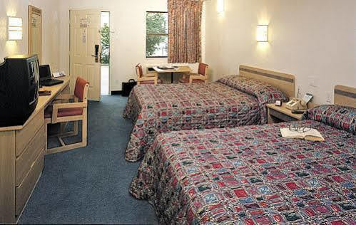Oyo Hotel Tulsa Ok, I-44 Esterno foto